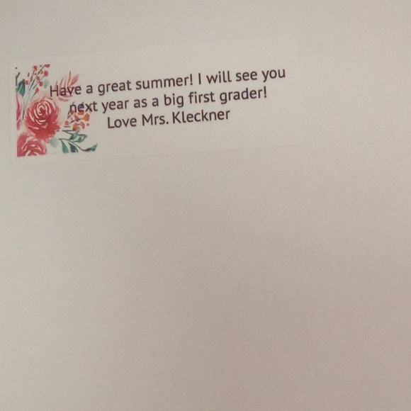 Scholastic Scaredy Squirrel at the beach 16/pgs - Picture 3 of 9